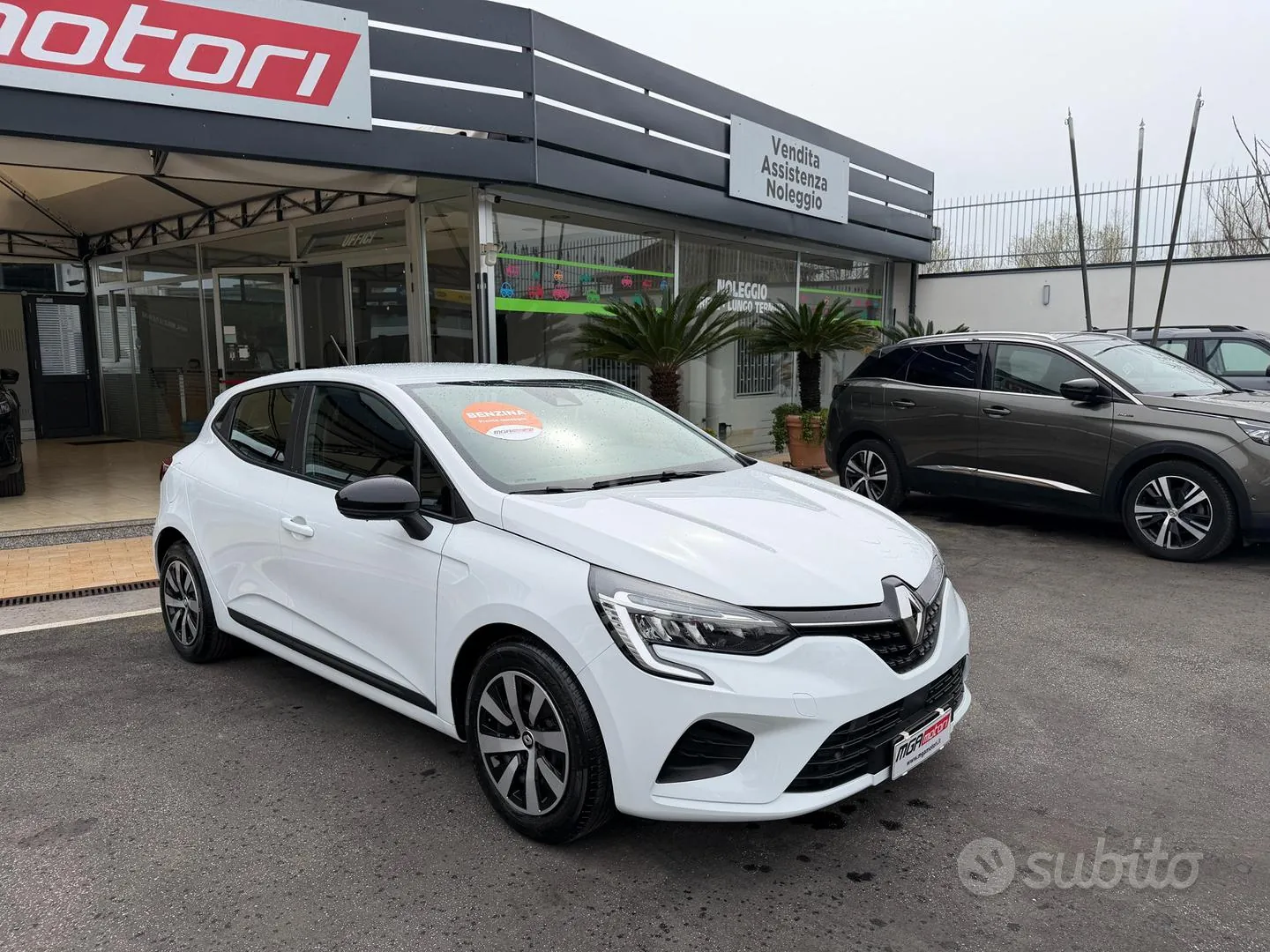 Renault Clio 2023 photo 3