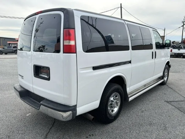 Chevrolet Express 2012 photo 5