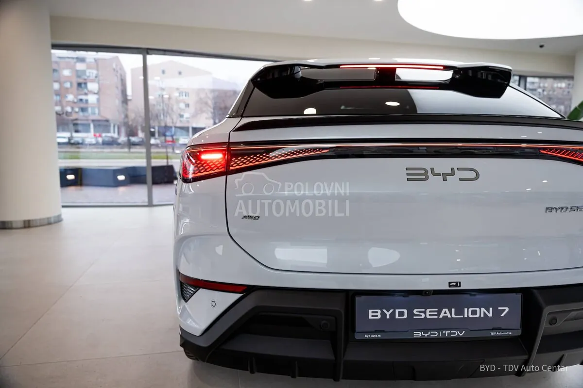 BYD Sealion 7 2026 photo 5