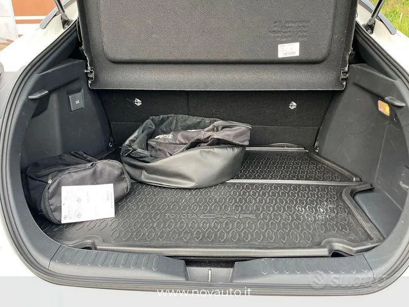 Toyota C-Hr 2024 photo 5