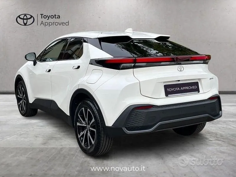 Toyota C-Hr 2024 photo 4