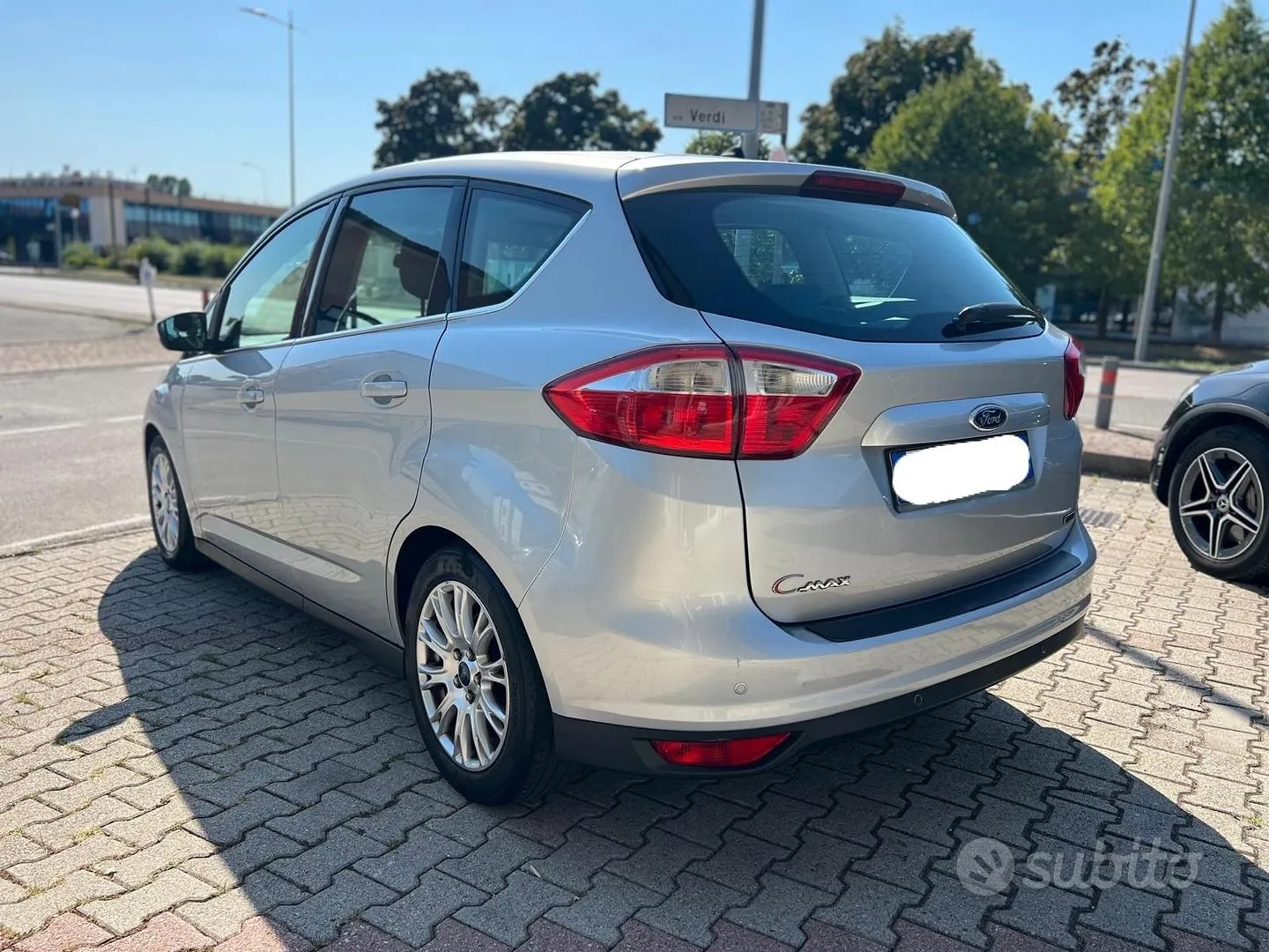 Ford C-Max 2012 photo 5