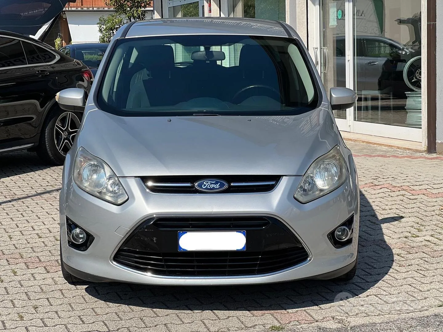 Ford C-Max 2012 photo 2