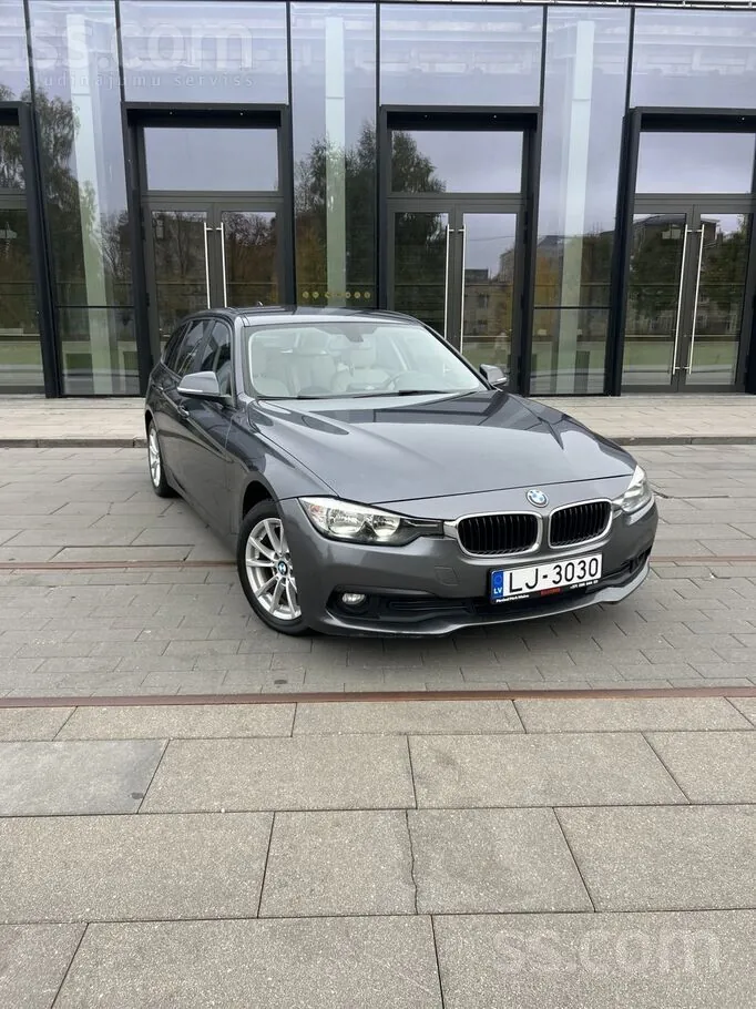 BMW 318 2016 photo 2