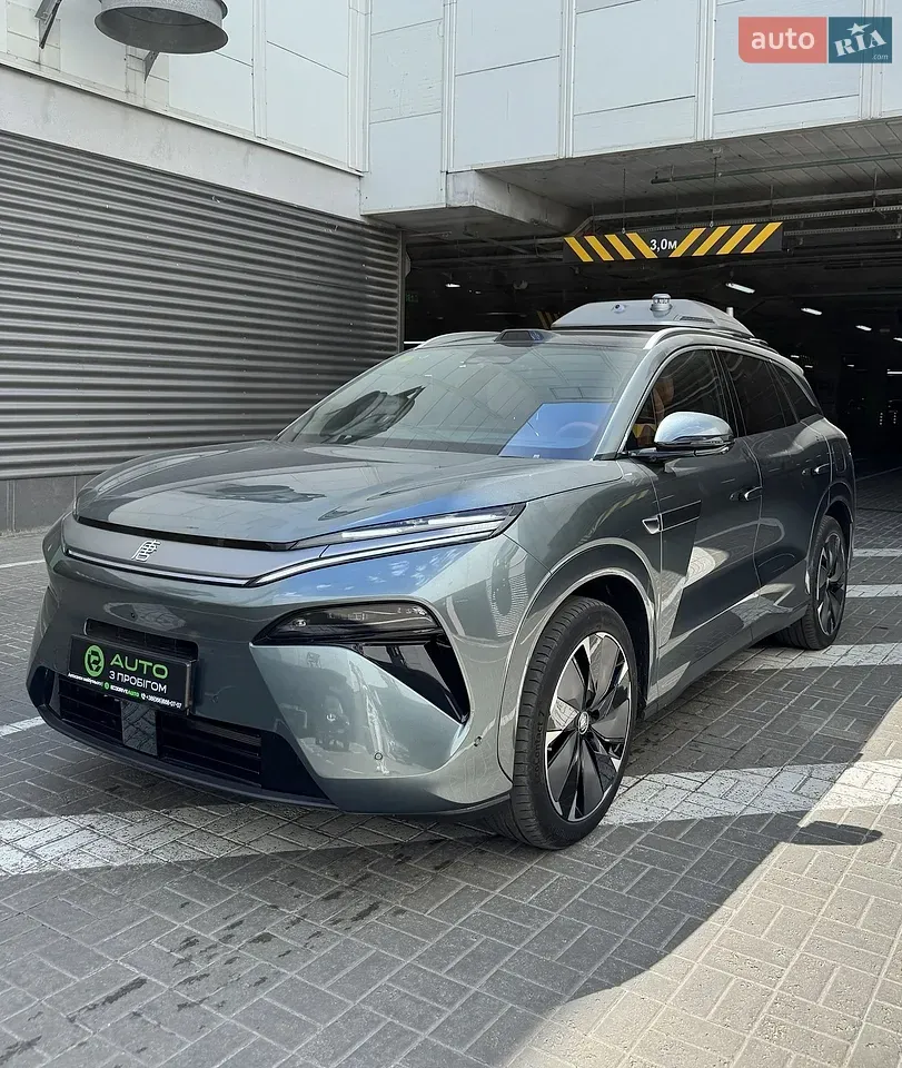 BYD Tang L 2025 photo 2