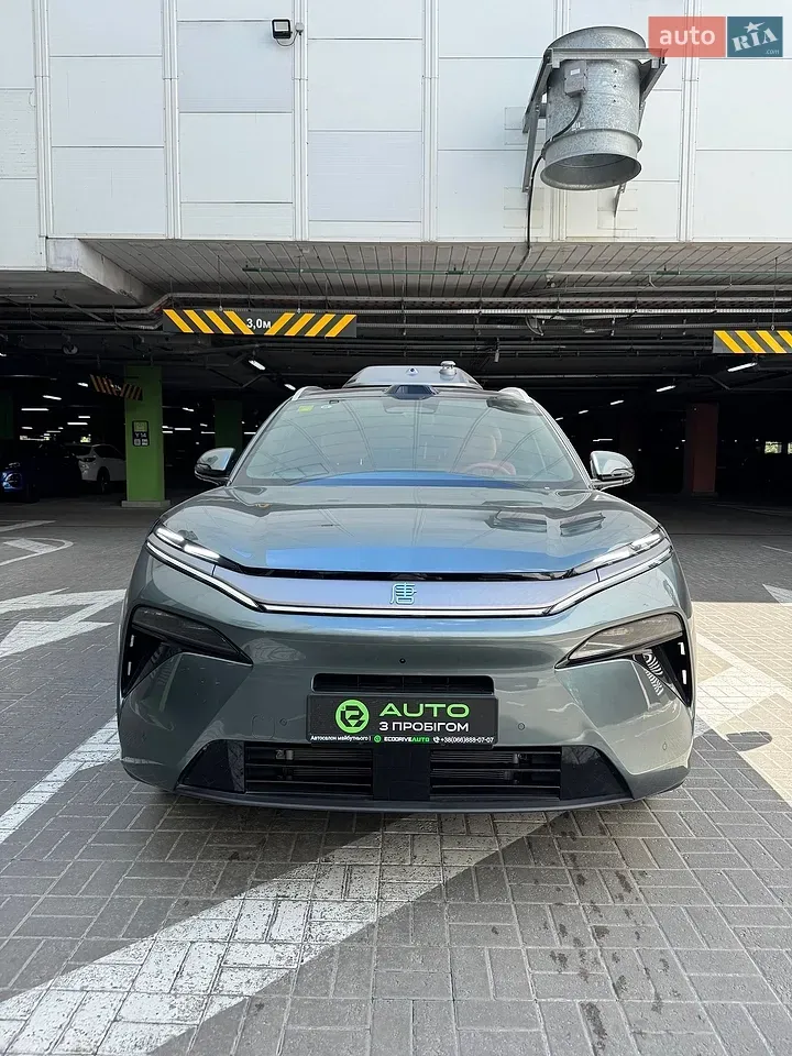 BYD Tang L 2025 photo 4