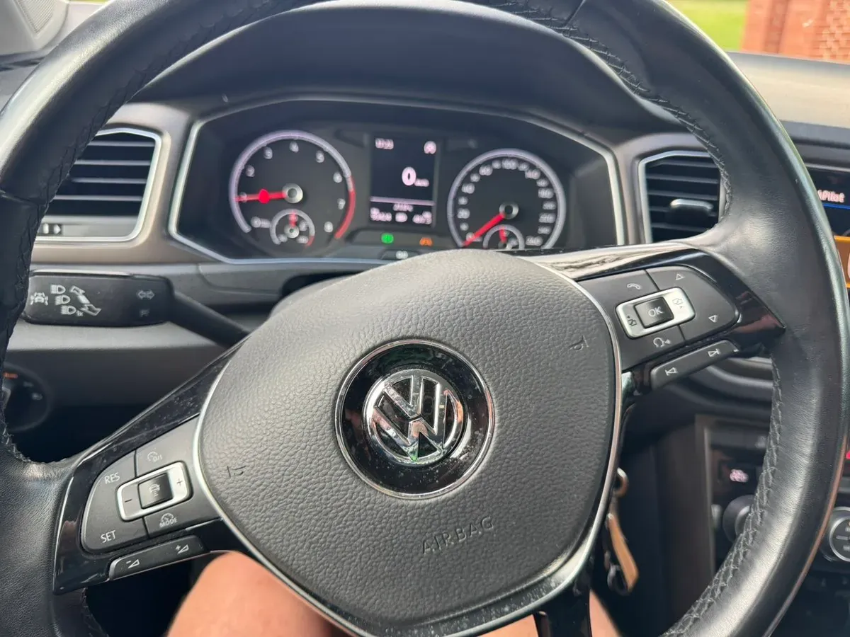 Volkswagen T-Roc 2018 photo 3