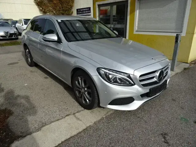 Mercedes-Benz C-Class 2016 photo 3