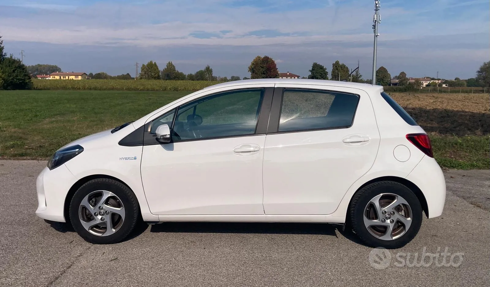 Toyota Yaris 2016 photo 5