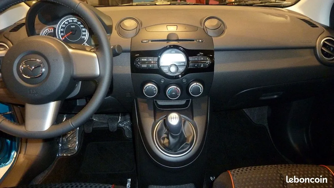 Mazda 2