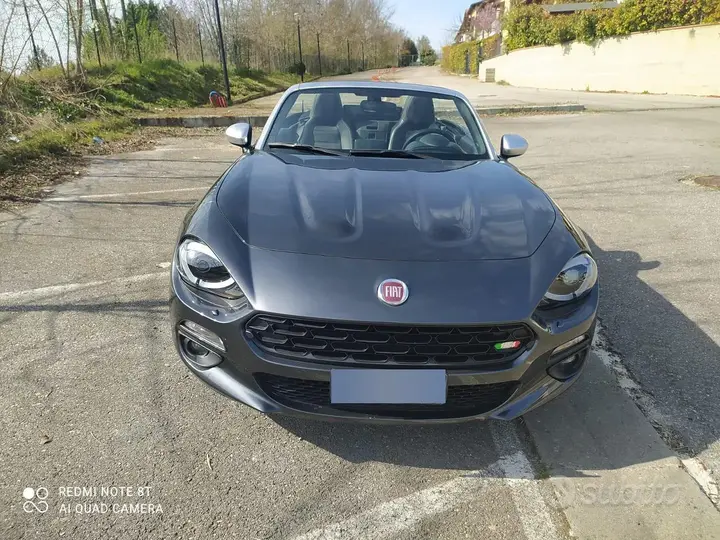Fiat 124 Spider