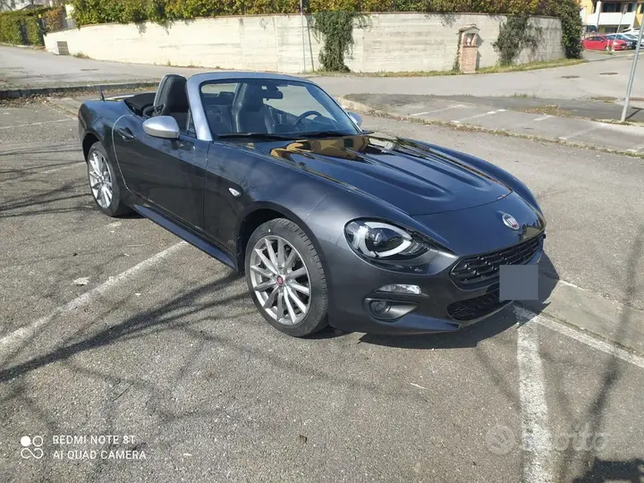 Fiat 124 Spider 2017 photo 2