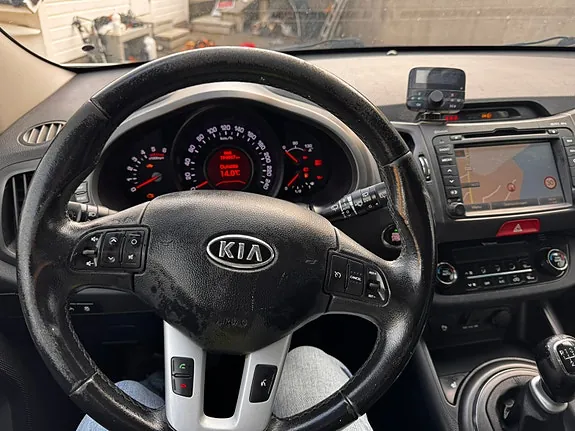 Kia Sportage 2011 photo 2
