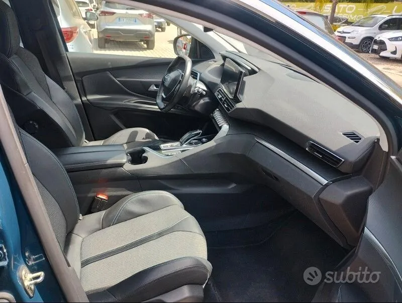 Peugeot 3008 2022 photo 3