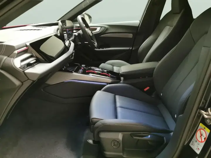 Audi A5 2025 photo 4