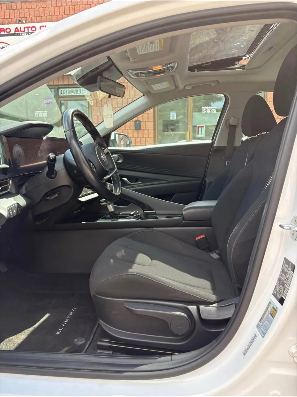 Hyundai Elantra 2023 photo 5
