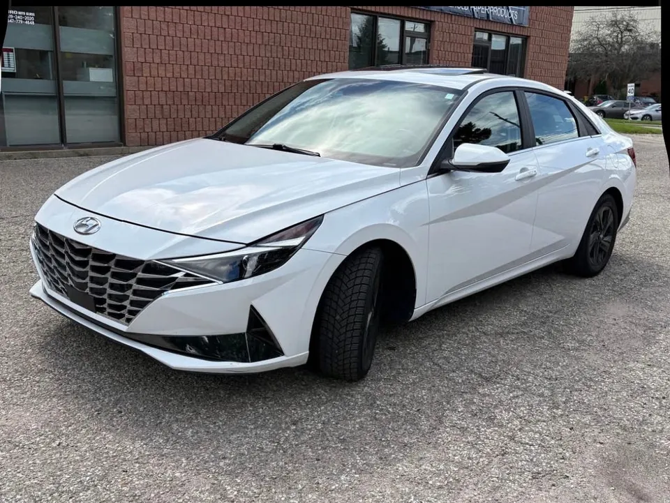 Hyundai Elantra 2023 photo 2