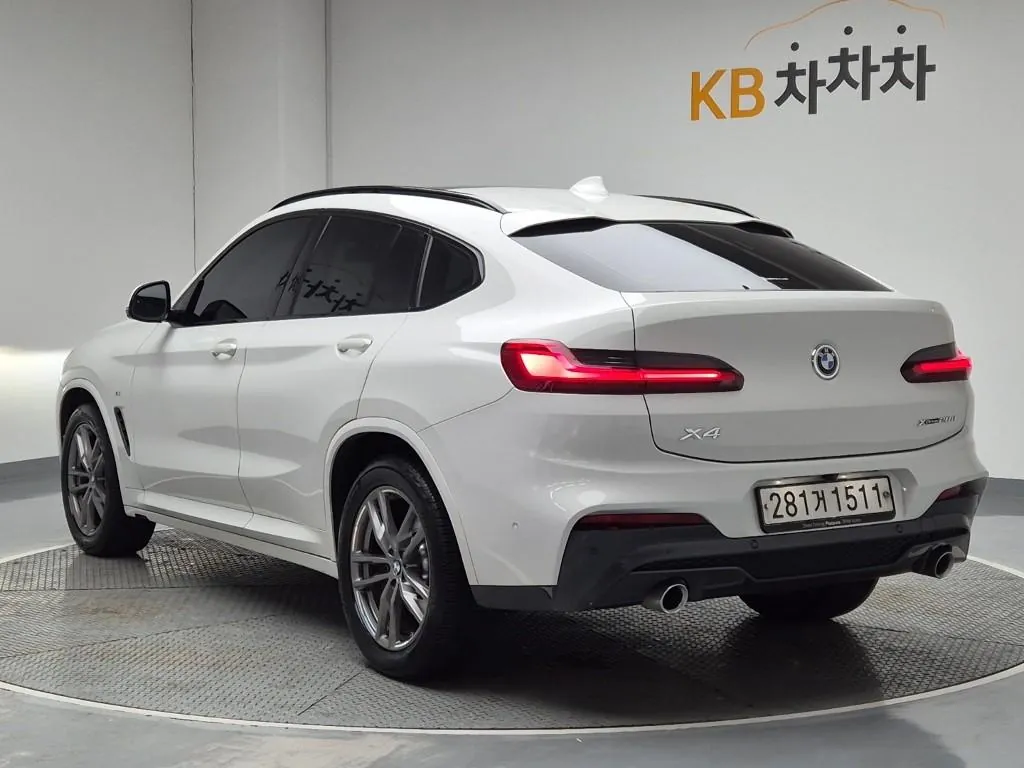 BMW X4 2020 photo 2