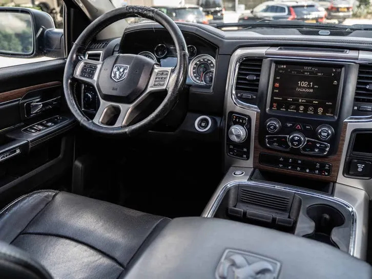 Dodge Ram 1500 2018 photo 2