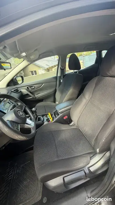 Nissan Qashqai 2017 photo 2