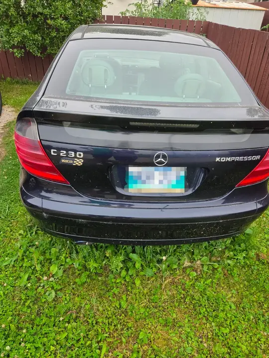 Mercedes-Benz C-Class 2002 photo 2
