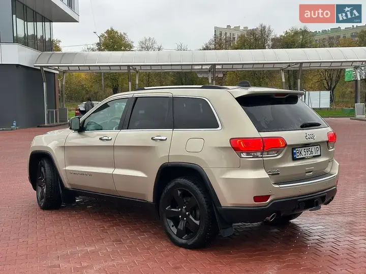 Jeep Grand Cherokee 2013 photo 5