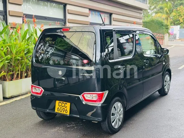 Suzuki Wagon R Fx 2025 photo 4