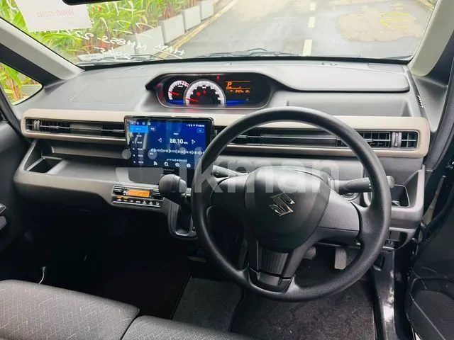 Suzuki Wagon R Fx 2025 photo 2