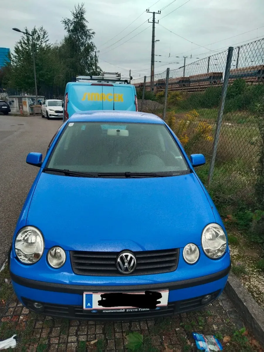 Volkswagen Polo 2003 photo 2