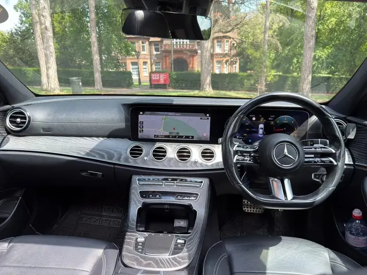 Mercedes-Benz E-Class 2020 photo 3