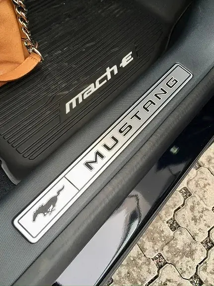 Ford Mustang Mach-E 2021 photo 4