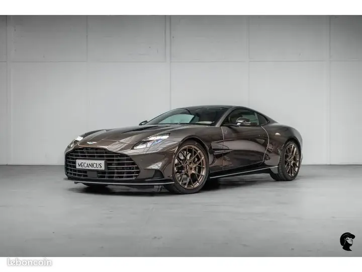 Aston Martin Vanquish 2025 photo 2