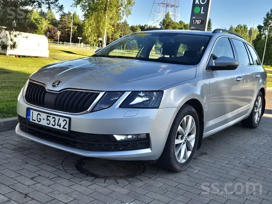 Skoda Octavia 2018 photo 2