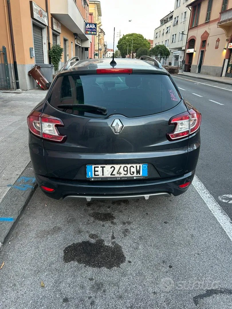 Renault Megane 2015 photo 2