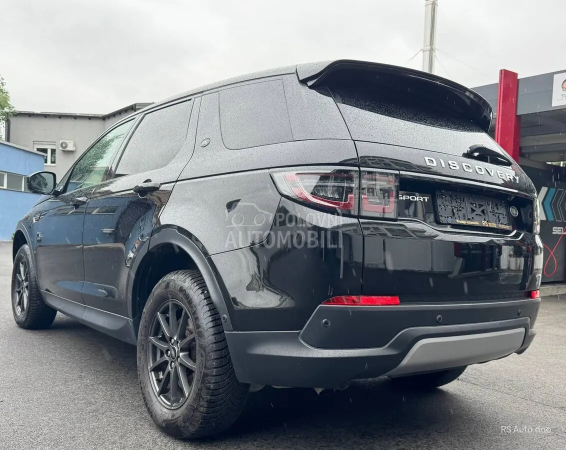 Land Rover Discovery Sport 2022 photo 4