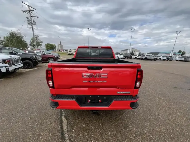 GMC Sierra 1500 2026 photo 4