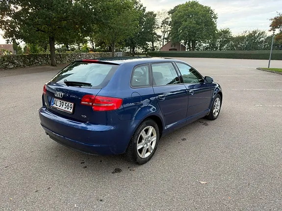 Audi A3 2010 photo 3