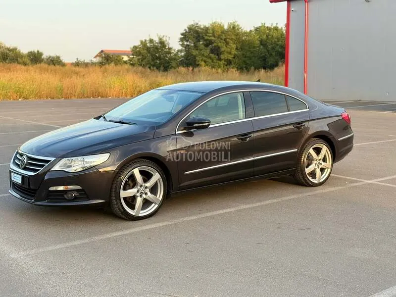 Volkswagen Passat Cc 2011 photo 2