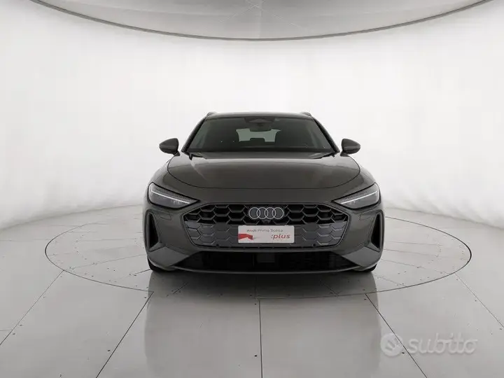 Audi A5 Avant 2025 photo 2