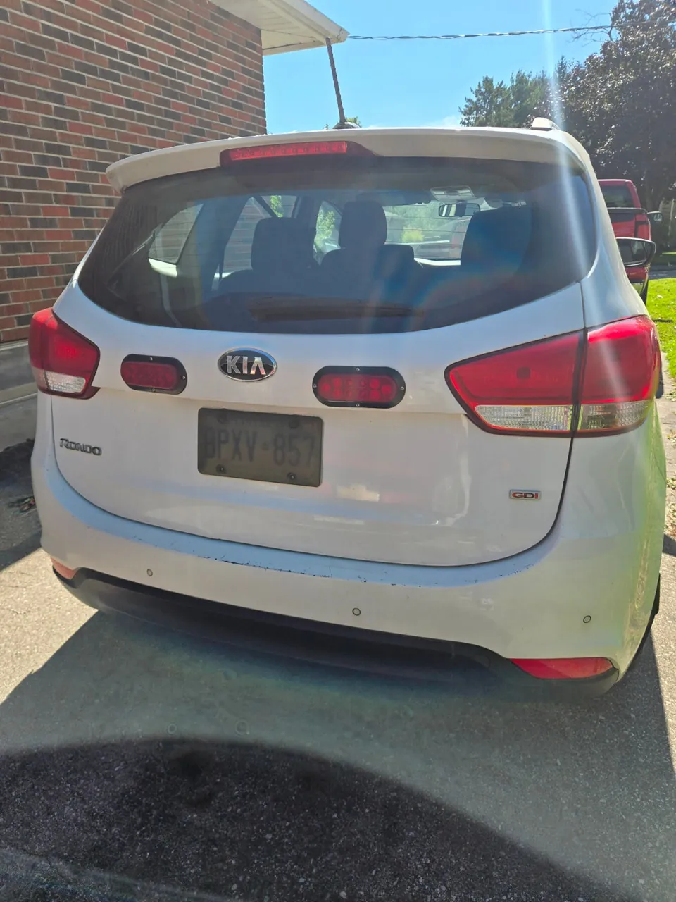 Kia Rondo 2016 photo 2