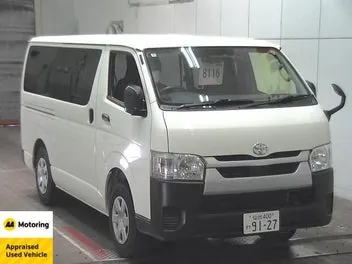 Toyota Hiace 2022 photo 2