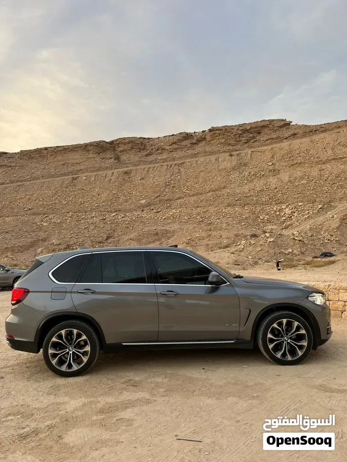 BMW X5 2018 photo 2