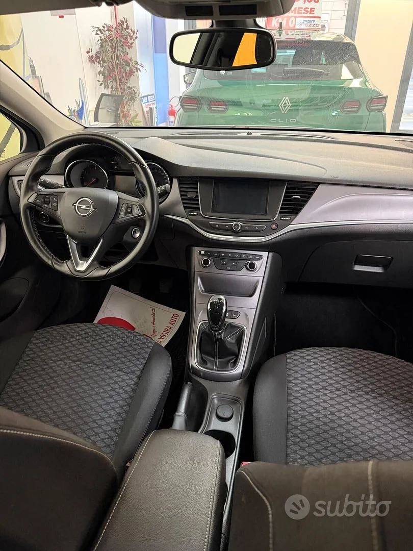Opel Astra 2017 photo 3