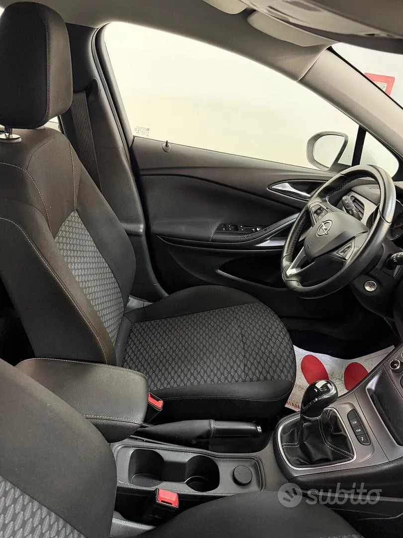 Opel Astra 2017 photo 4
