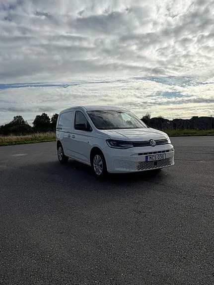 Volkswagen Caddy 2023 photo 2