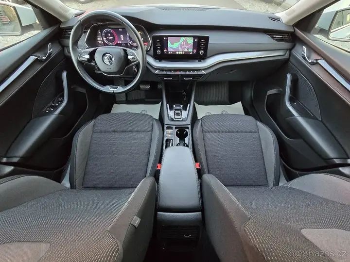 Skoda Octavia 2023 photo 5