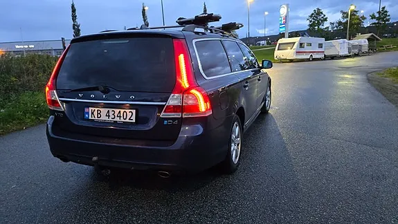 Volvo V70 2014 photo 3