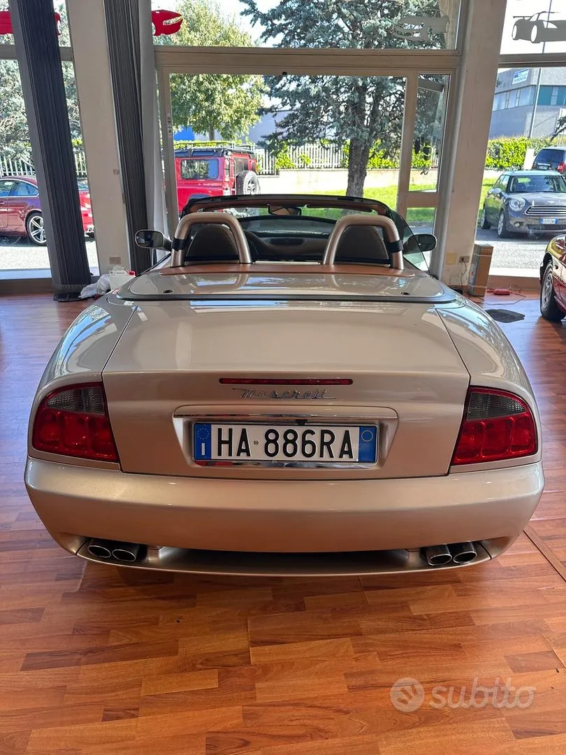 Maserati Spyder 2002 photo 5