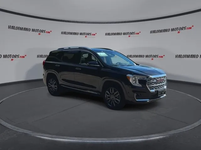 GMC Terrain 2024 photo 2
