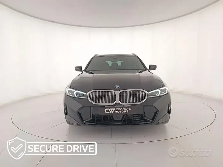 BMW 3 Series 2025 photo 2